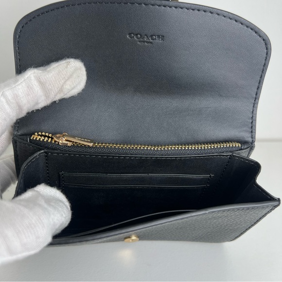 NWT Coach Kleo Wallet - Picture 10 of 13